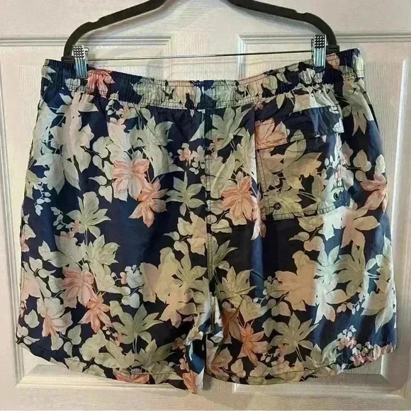 Brooks Brothers Men’s Floral Swim Trunks Shorts Size XXL - Picture 4 of 6